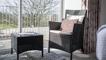 Superior Double Room, Ensuite (Poldhu )