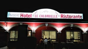 Unclassified image, 3 of 43, button - Hotel Le Colombelle (Massanzago)