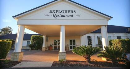 Roma Explorers Inn