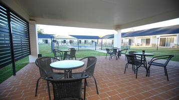 ์ผ์ธ ์๋น