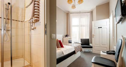 Leone Aparthotel