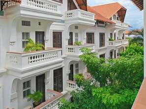 Exterior - Chateau d'Angkor La Residence (Siem Reap)
