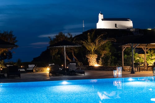 Outdoor pool, pool umbrellas, pool loungers
