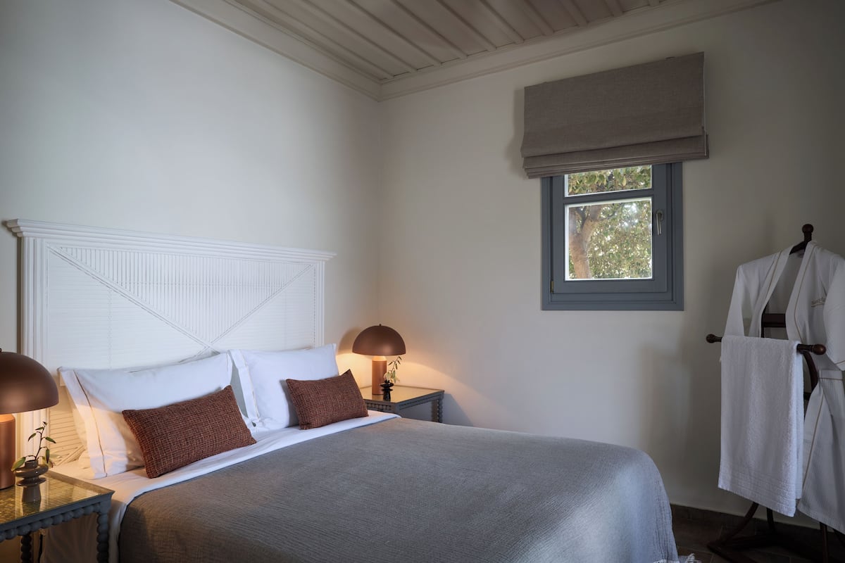 Presidential Suite, Sea View | Premium bedding, in-room safe, desk, soundproofing