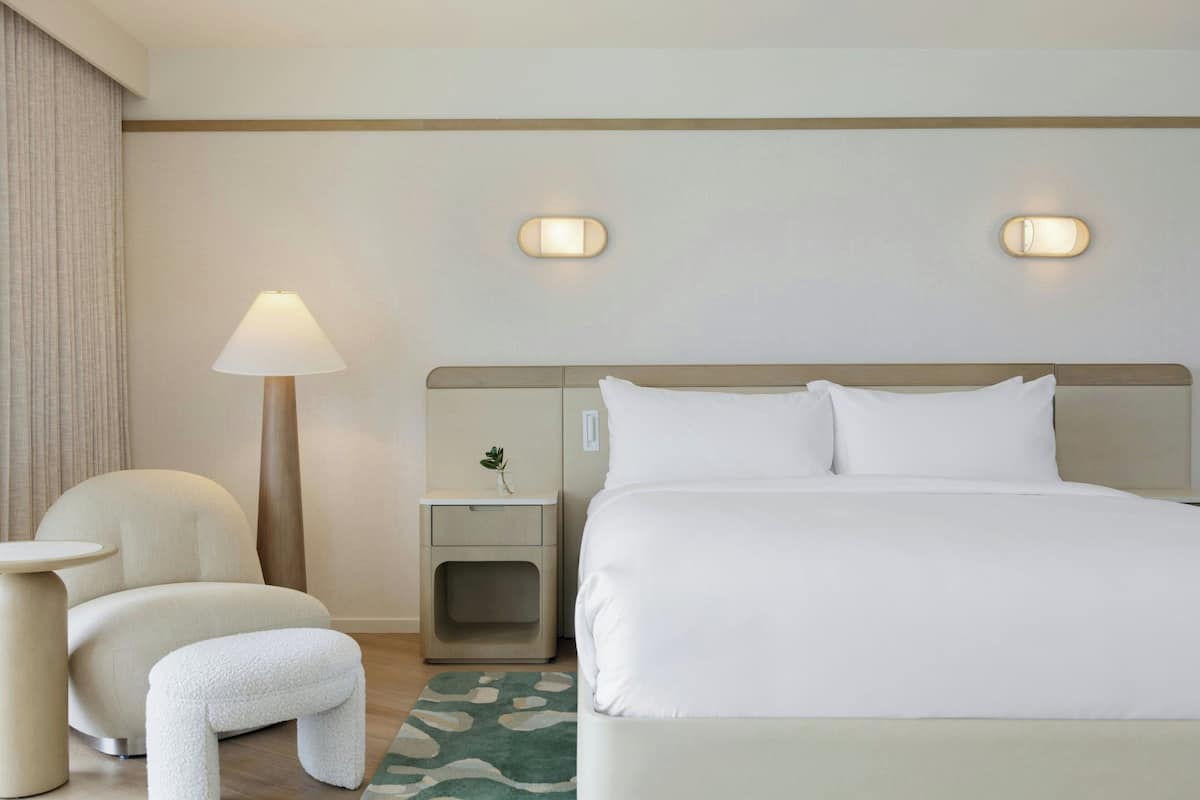 Pillowtop-bedden, een kluis op de kamer, een bureau