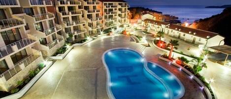 Front of property – evening/night