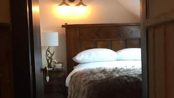 Eenpersoonskamer, en-suite badkamer, uitzicht op bergen (Room 2)