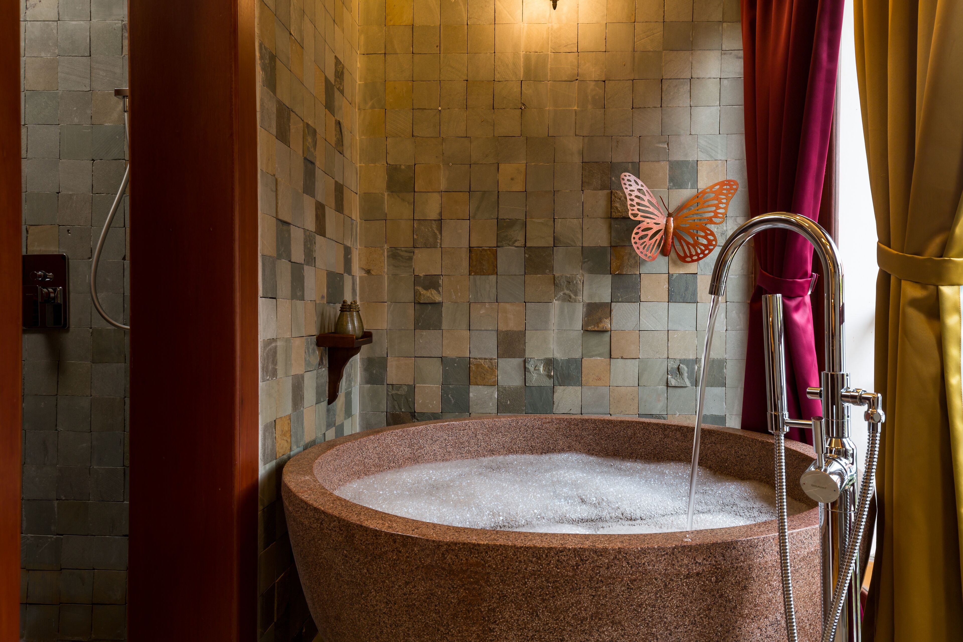 signature studio suite (connecting, living room) | interior