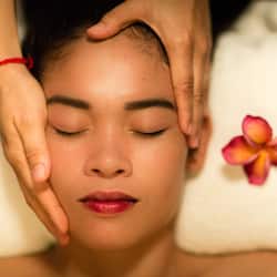 Couples treatment room(s), hot tub, steam room, Turkish bath/hammam