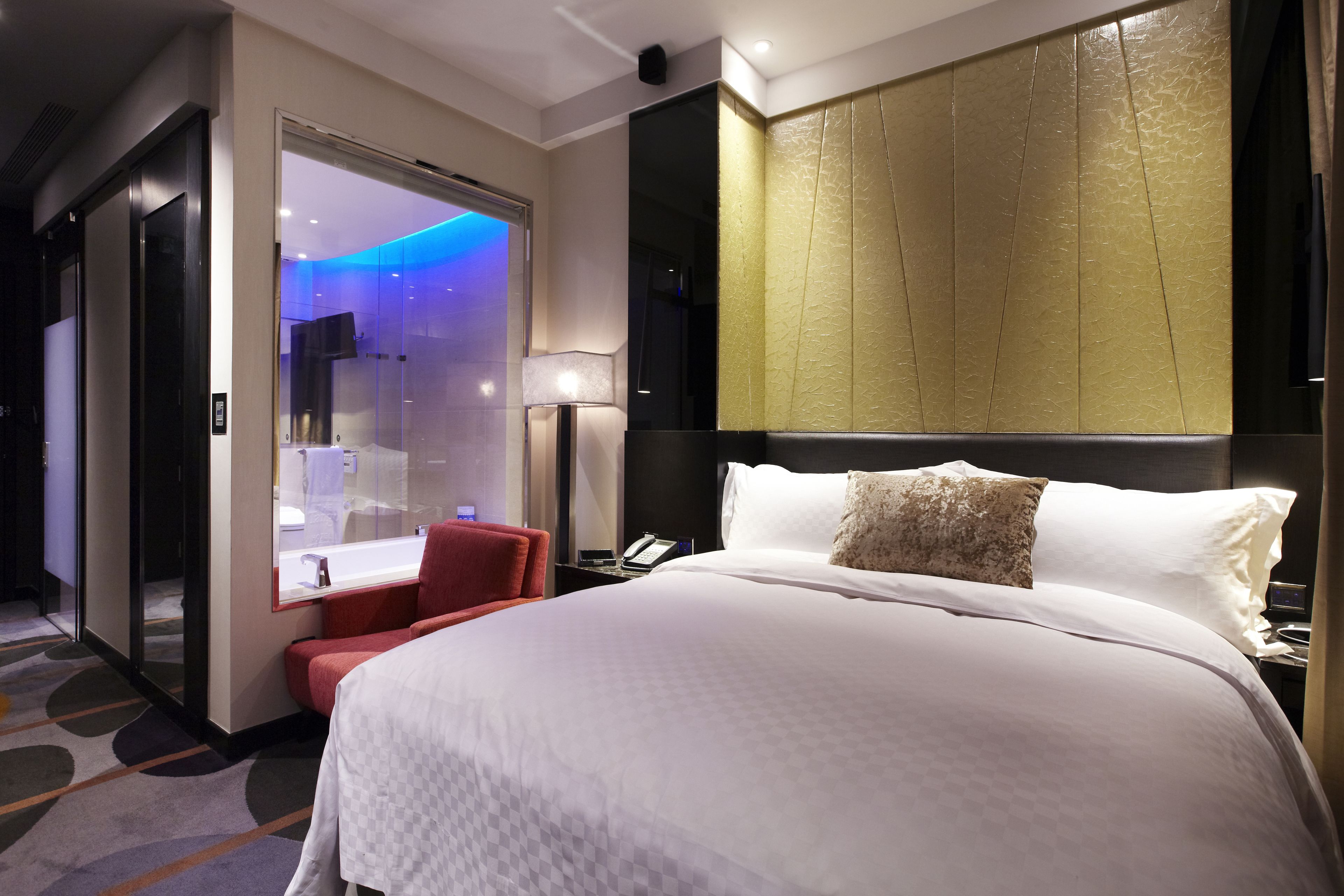 jazz studio | 1 bedroom, free minibar, in-room safe, desk