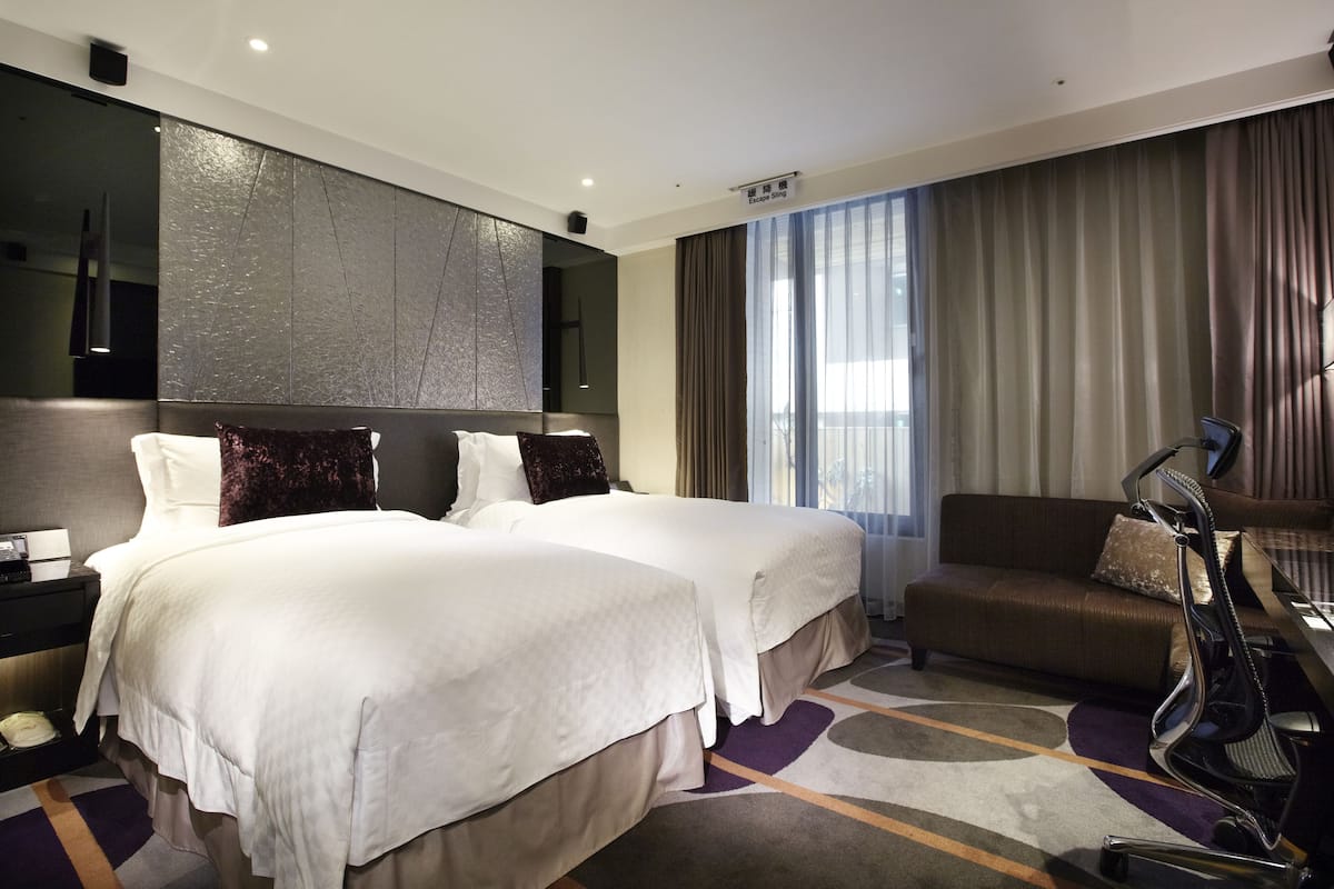 Wonderful Twin | 1 bedroom, free minibar, in-room safe, desk