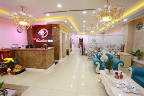 Reception - Valentine Hotel (Ho Chi Minh City)