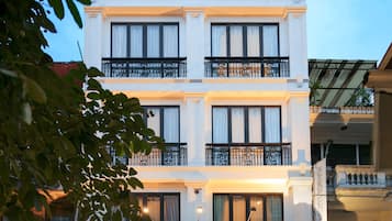 Fachada de la propiedad