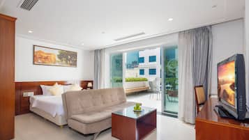 1 bedroom, minibar, in-room safe, desk