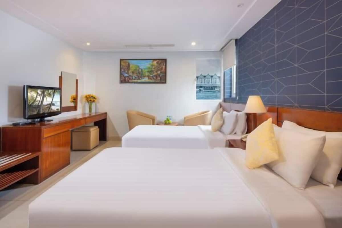 1 slaapkamer, een minibar, een kluis op de kamer, een bureau