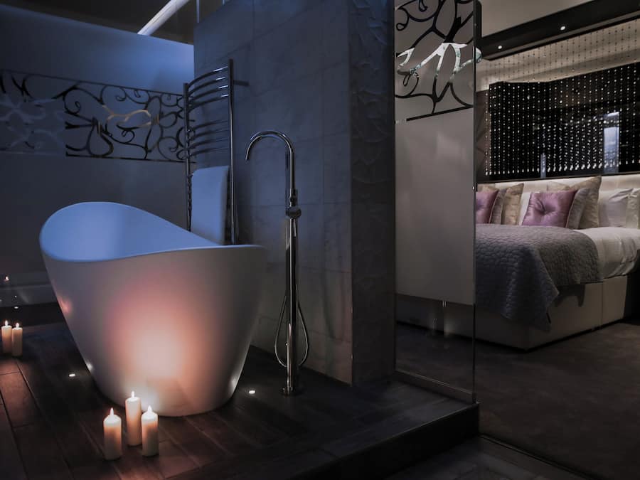 Free toiletries, towels