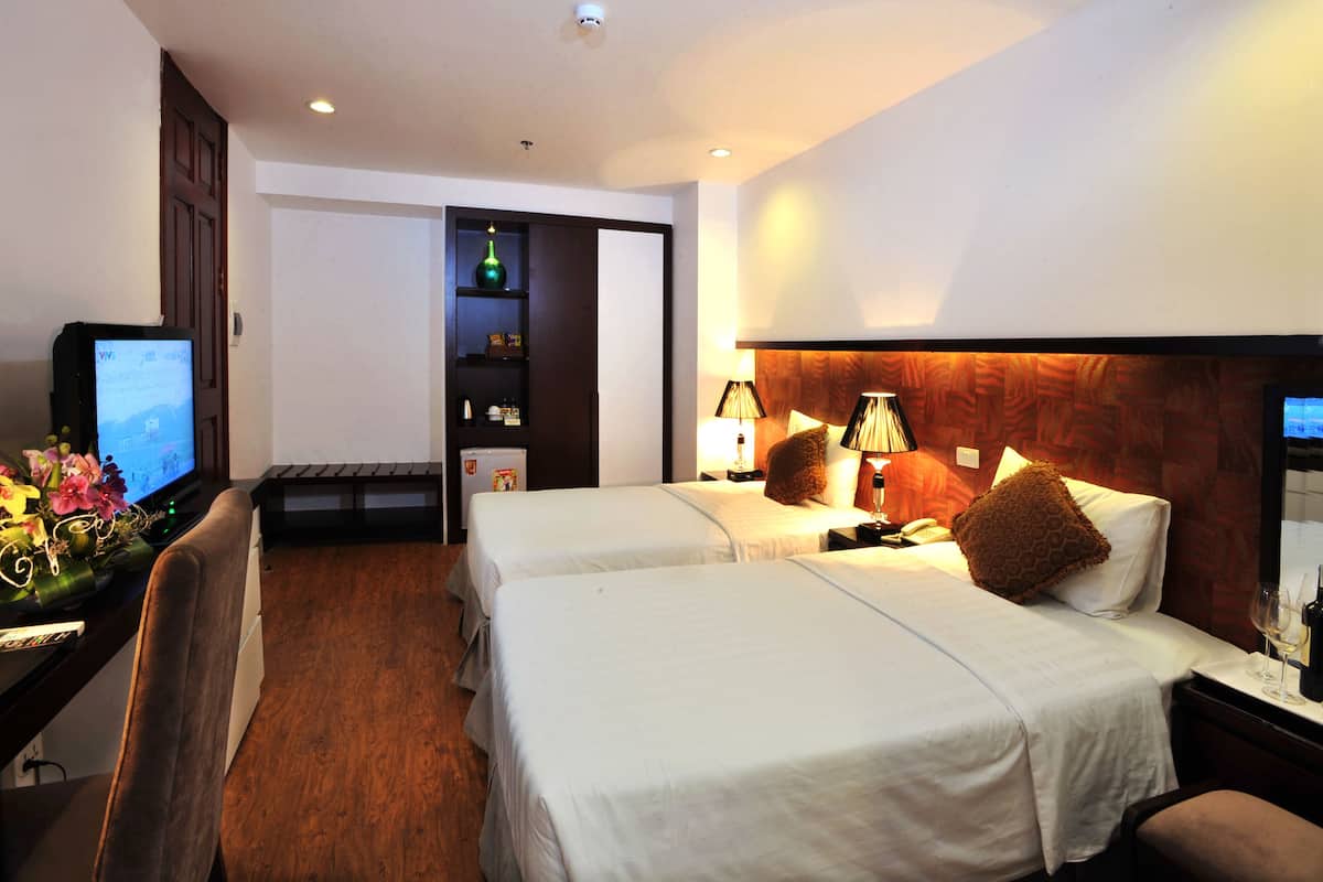 Superior Room | Premium bedding, in-room safe, desk, soundproofing