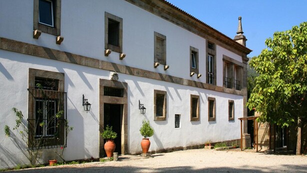 Exterior - Mosteiro de São Cristóvão de Lafões (Sao Pedro do Sul)