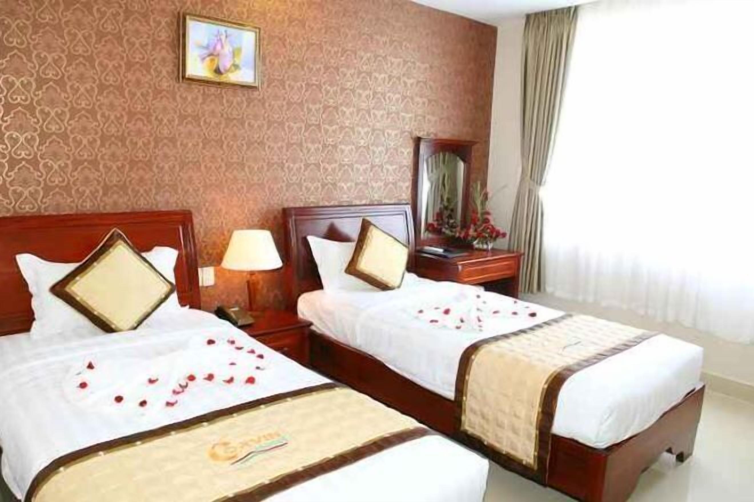 Minibar, Zimmersafe, kostenloses WLAN