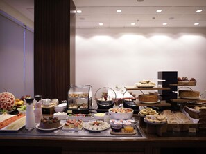 Desayuno buffet todos los días (con cargo)