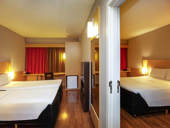 Family Room, 2 Double Beds | Minibar, in-room safe, desk, blackout drapes