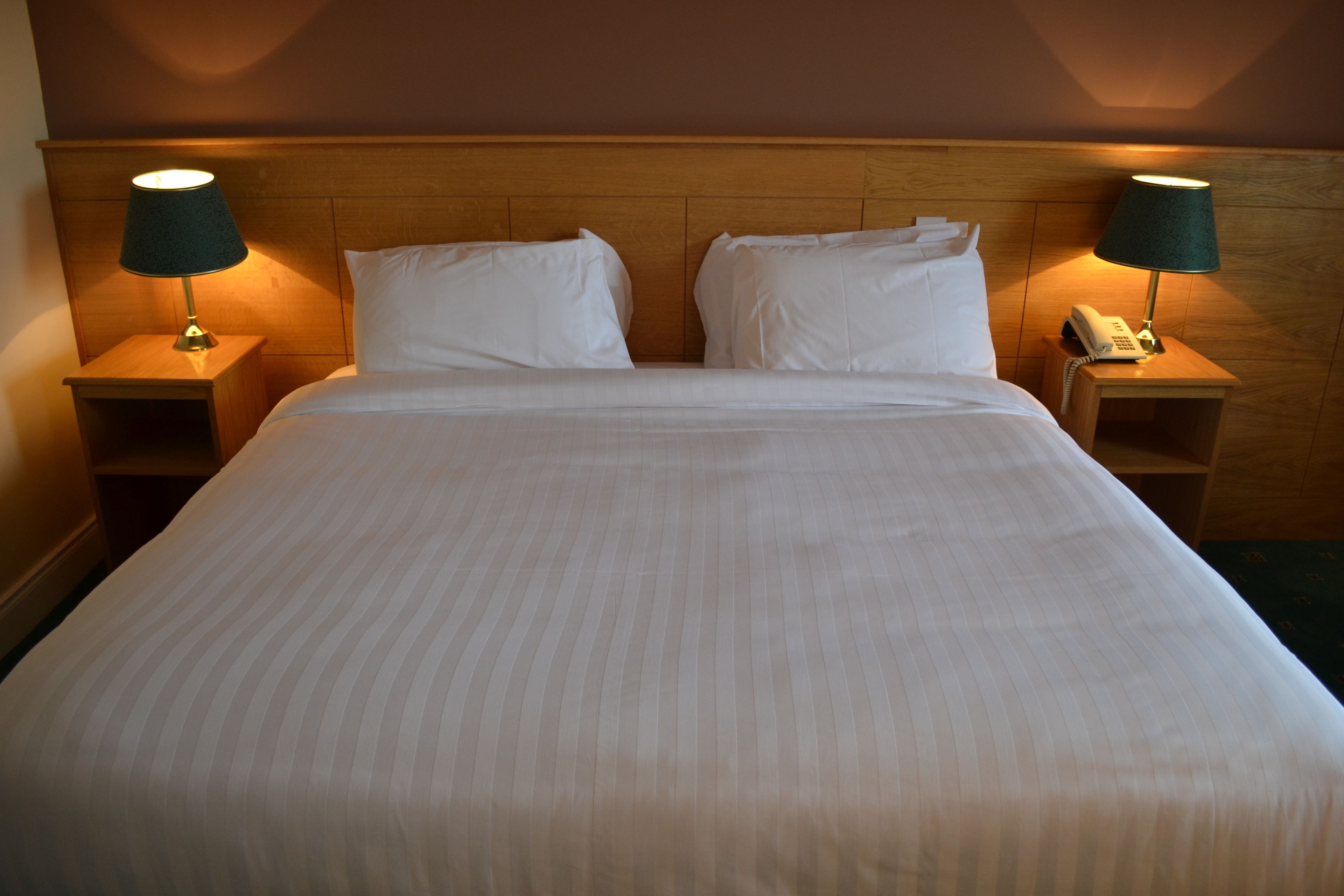 Double Room, 1 Double Bed | In-room safe, iron/ironing board, free cribs/infant beds, rollaway beds