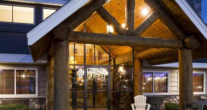 AmericInn by Wyndham Two Harbors Near Lake Superior