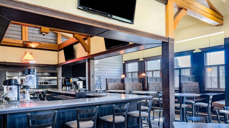 Hawthorn Suites by Wyndham Williston