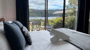 Panoramic Double Room, Lakeside | Free WiFi, bed sheets