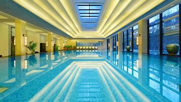Indoor pool, pool loungers
