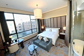 1 間睡房、高級寢具、羽絨被、特厚豪華床墊