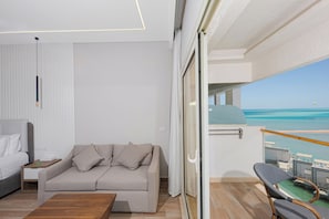 Premium Sea View Suite | Minibar, in-room safe, iron/ironing board, free WiFi