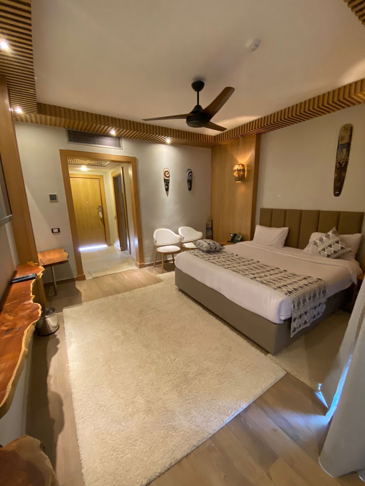 Lagoon Bungalow with Private Jacuzzi | Premium bedding, minibar, in-room safe, desk