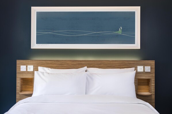 Schreibtisch, Zustellbetten, WLAN