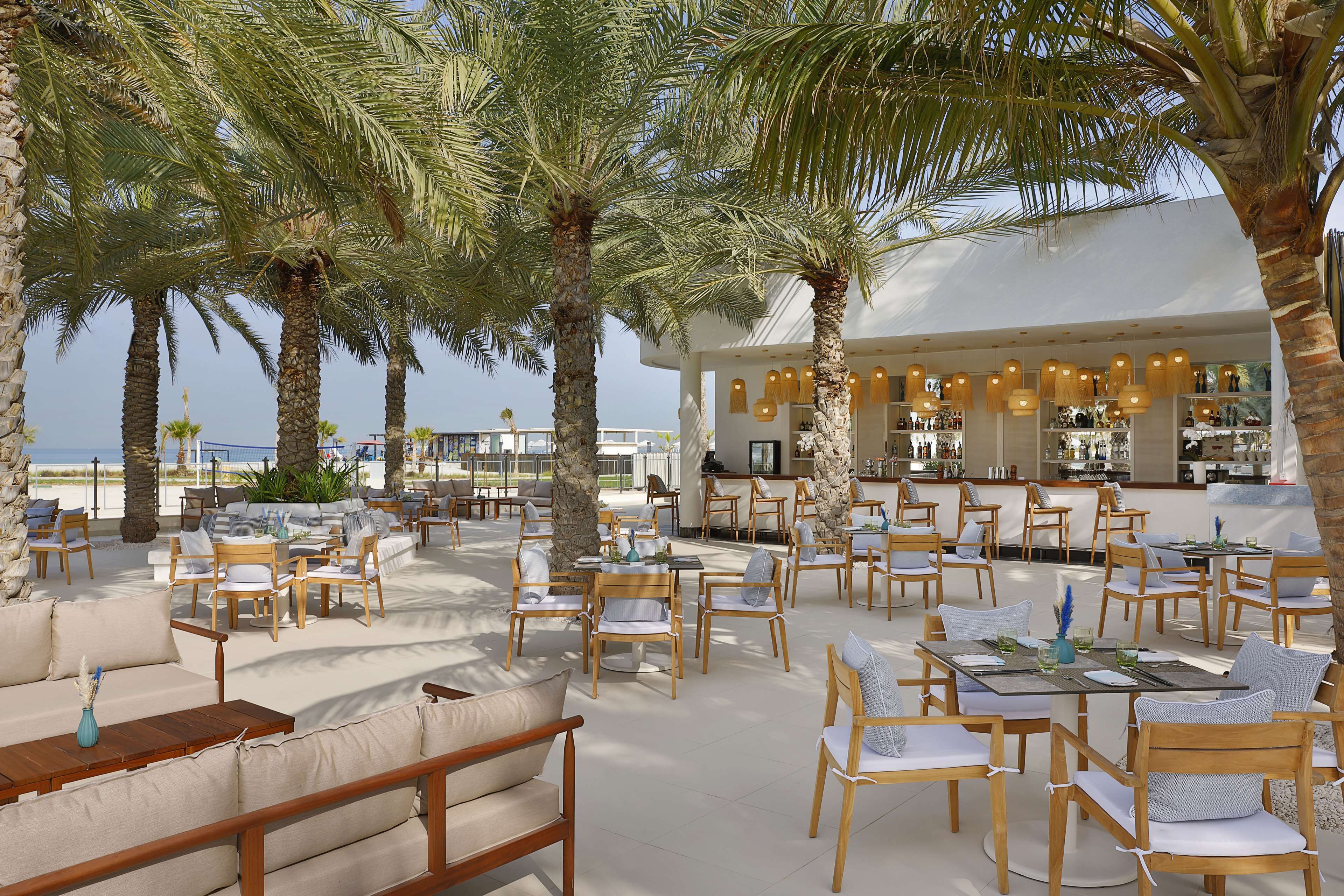 7 bars/lounges, 2 poolside bars, 2 beach bars, swim-up bar