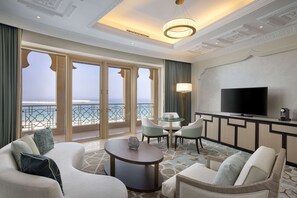 Two Queen Beds Premier Ocean View Room | Living area