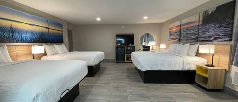 2 Queen Beds and 1 King Bed, Suite, Non-Smoking | Free WiFi, bed sheets