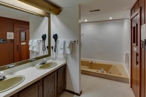 Chalet Tradition, 3 chambres (Pedestal Unit) | Salle de bain