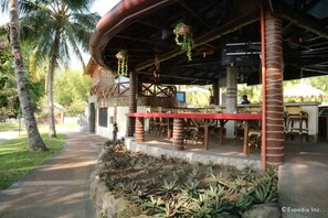 Exterior - Aqua-Landia Resort (Dauin)