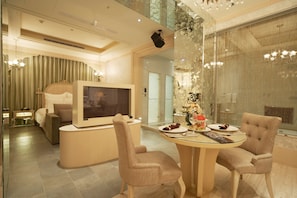 1 chambre, literie de qualité supérieure, minibar, bureau