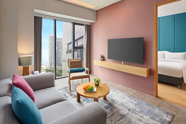 Apartment, 1 Schlafzimmer | Minibar, Zimmersafe, Schreibtisch, laptopgeeigneter Arbeitsplatz
