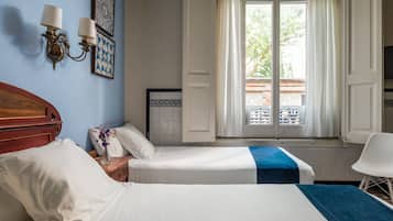 Minibar, coffres-forts dans les chambres, Wi-Fi gratuit, draps fournis