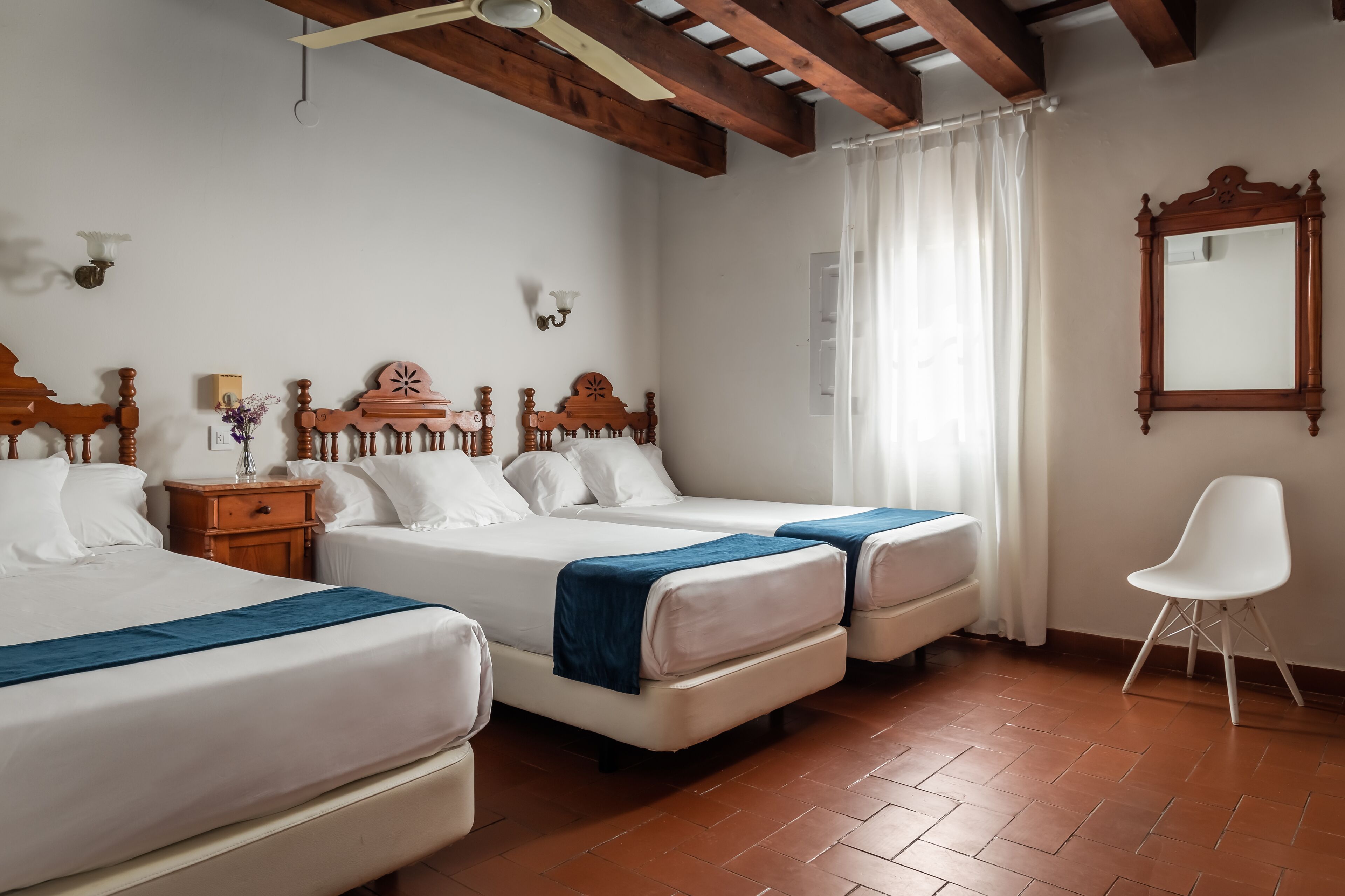 triple room | minibar, in-room safe, free wifi, bed sheets