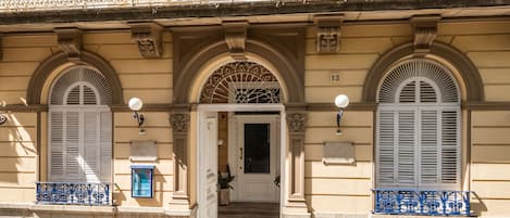 Façade de lâhĂ©bergement