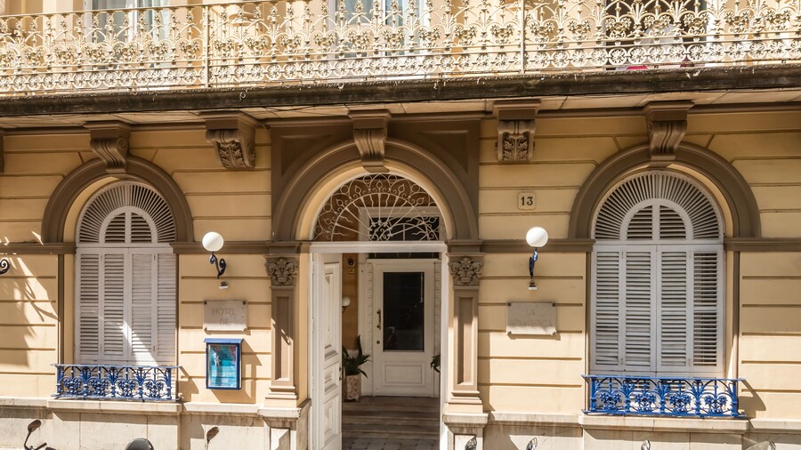 Hotel Medium Renaixença