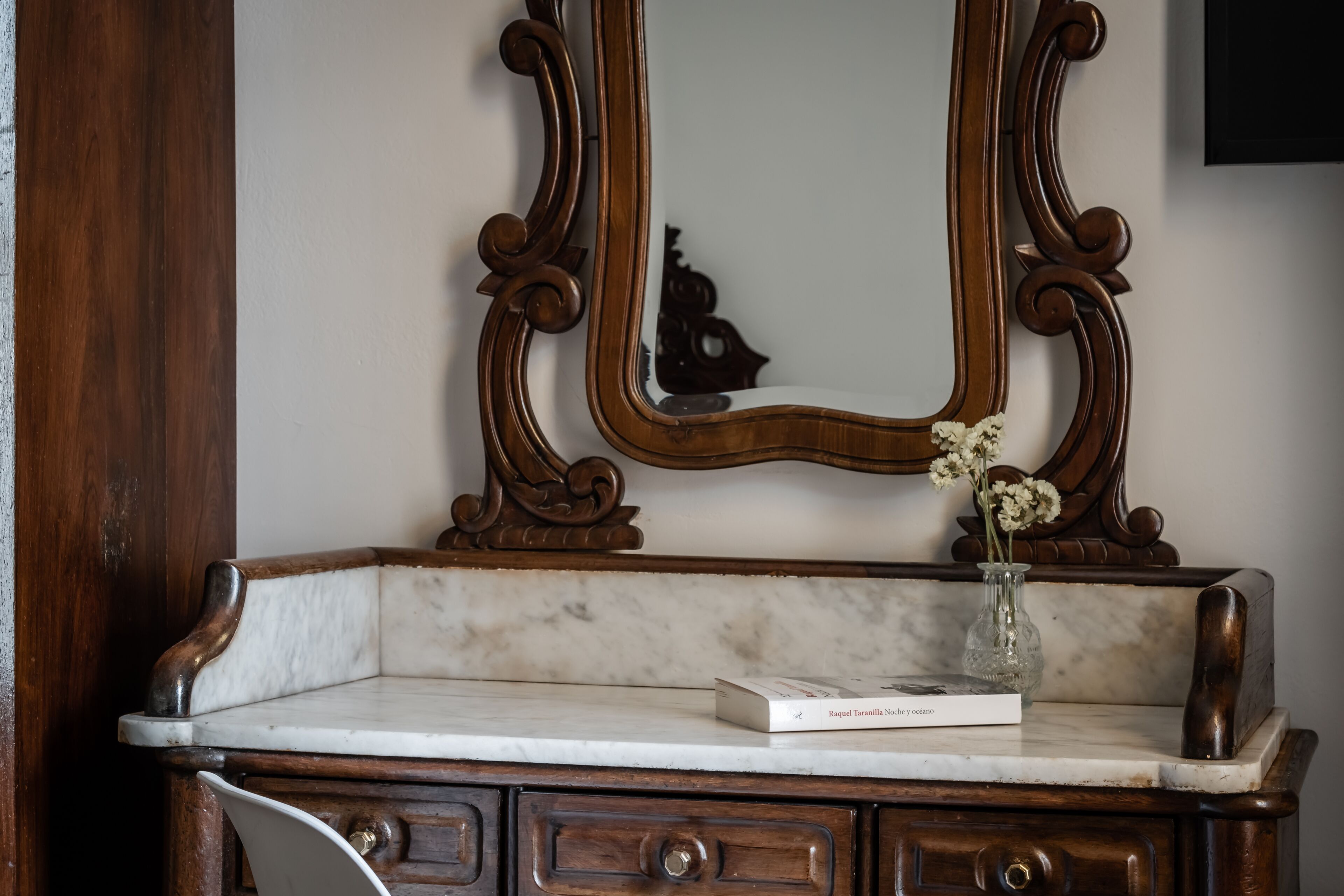 double or twin room | minibar, in-room safe, free wifi, bed sheets