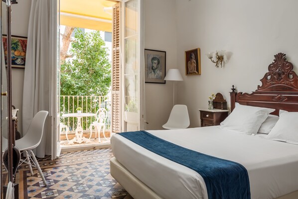 Double or Twin Room, Terrace | Bar mini, peti besi dalam bilik, Wi-fi percuma, cadar katil