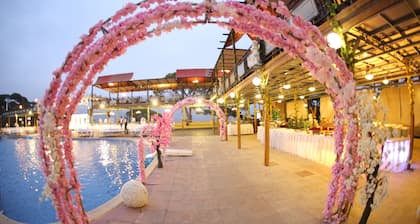 Pineland Hotel and Health Resort