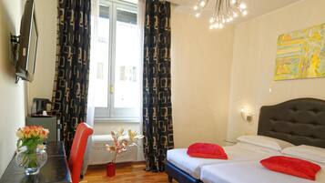 Standard Double Room | Minibar, in-room safe, desk, free WiFi