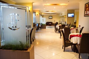 Free daily full breakfast